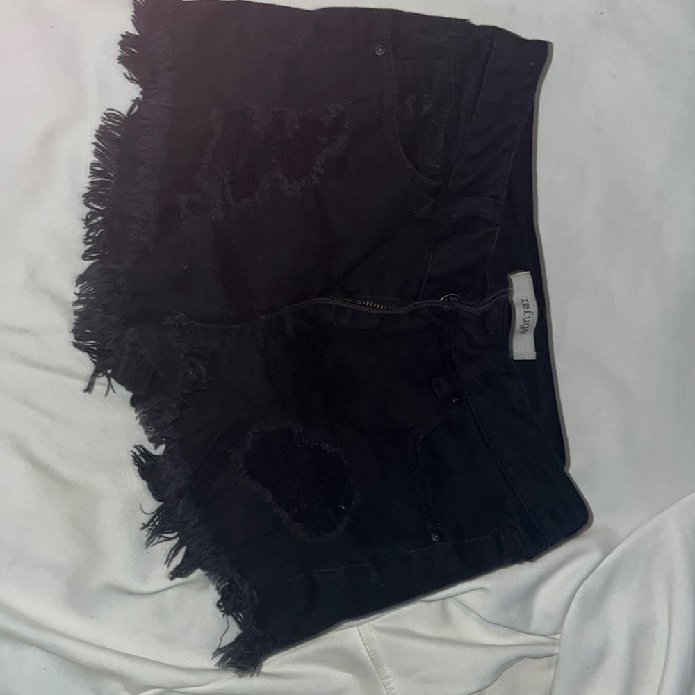 Juniors black jean shorts